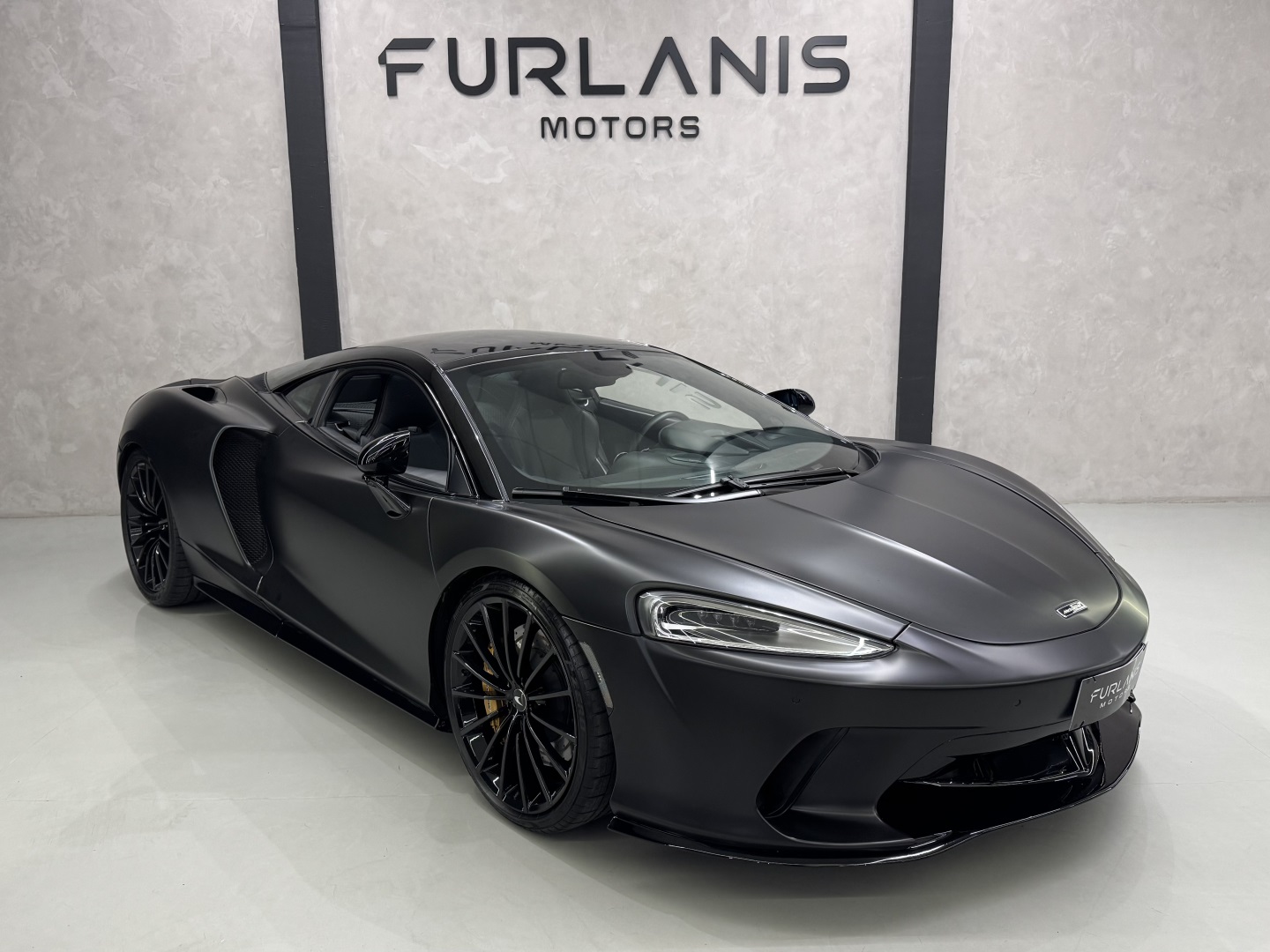 MCLAREN GT