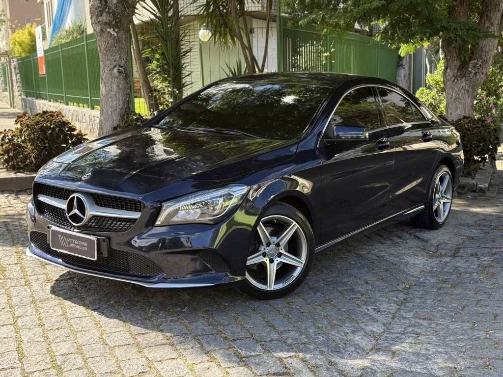 MERCEDES-BENZ CLA 180