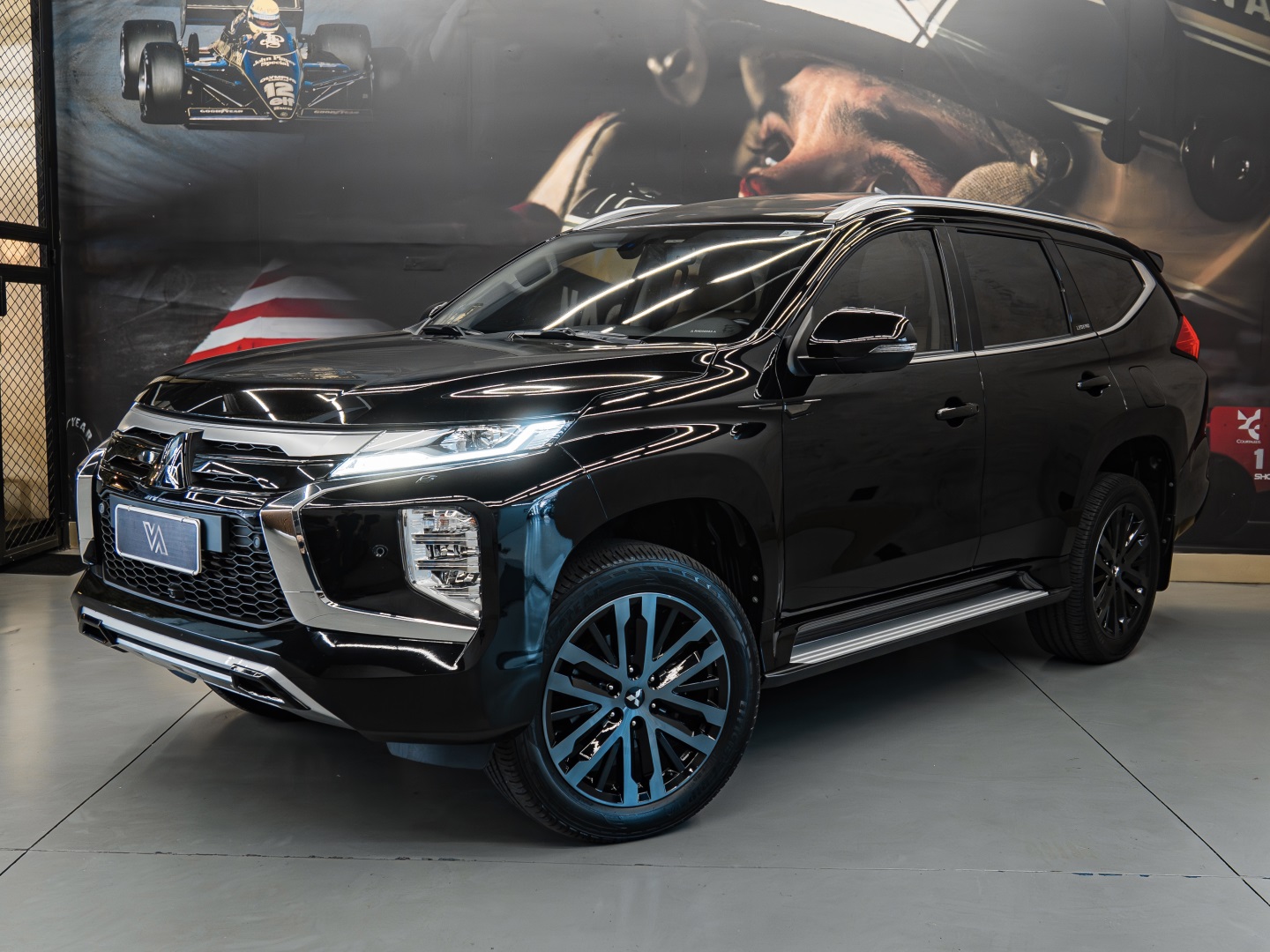MITSUBISHI PAJERO SPORT