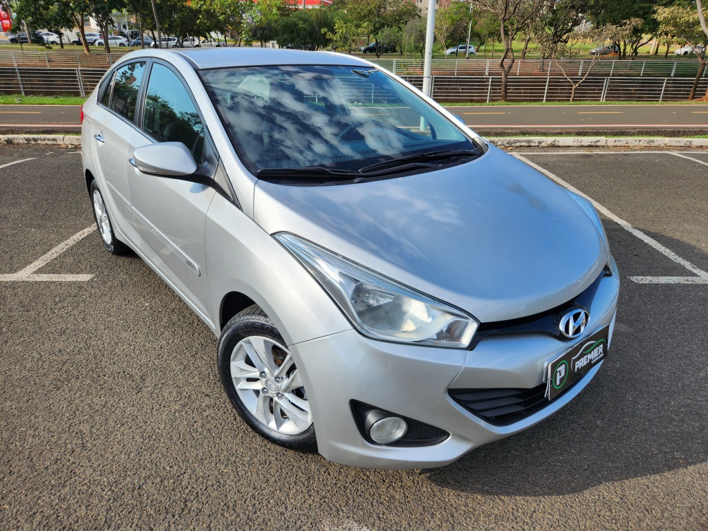 HYUNDAI HB20S