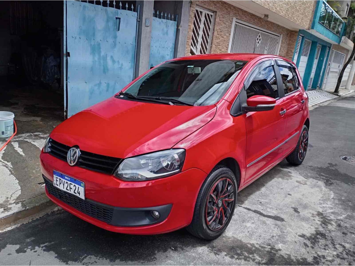VOLKSWAGEN FOX