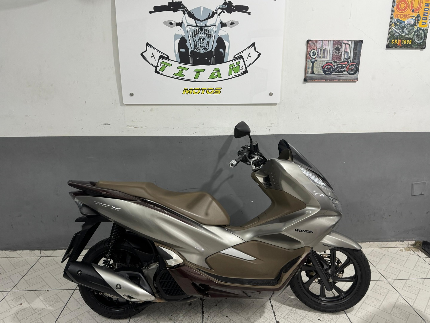 HONDA PCX DLX