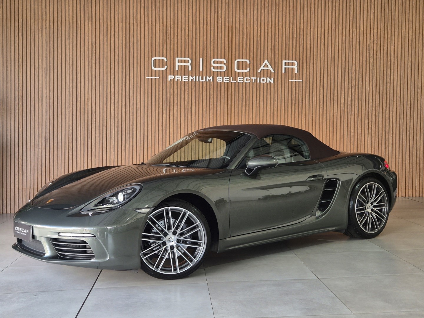 PORSCHE 718
