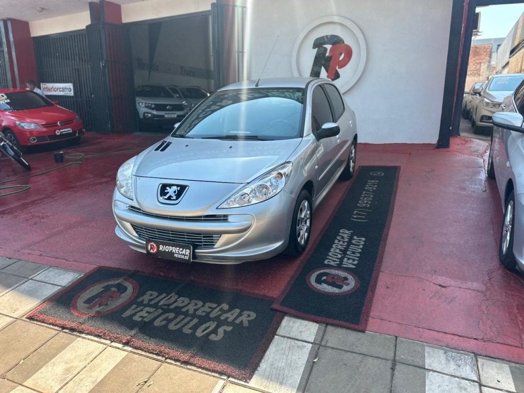 PEUGEOT 207 1.4 XR 8V FLEX 4P MANUAL