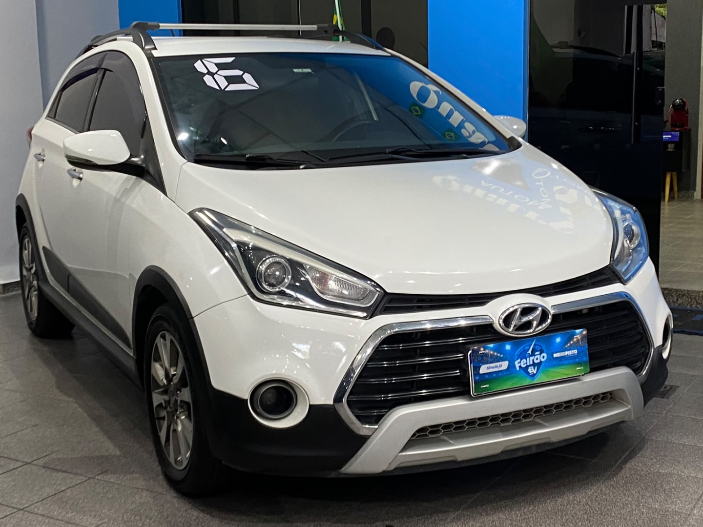 HYUNDAI HB20X