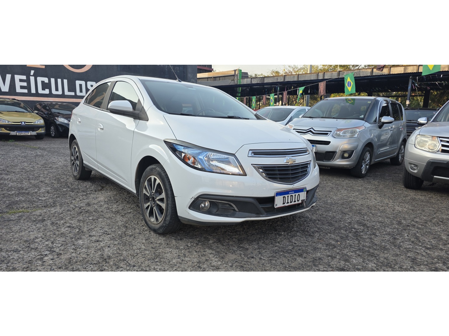 CHEVROLET ONIX 1.4 MPFI LTZ 8V FLEX 4P MANUAL