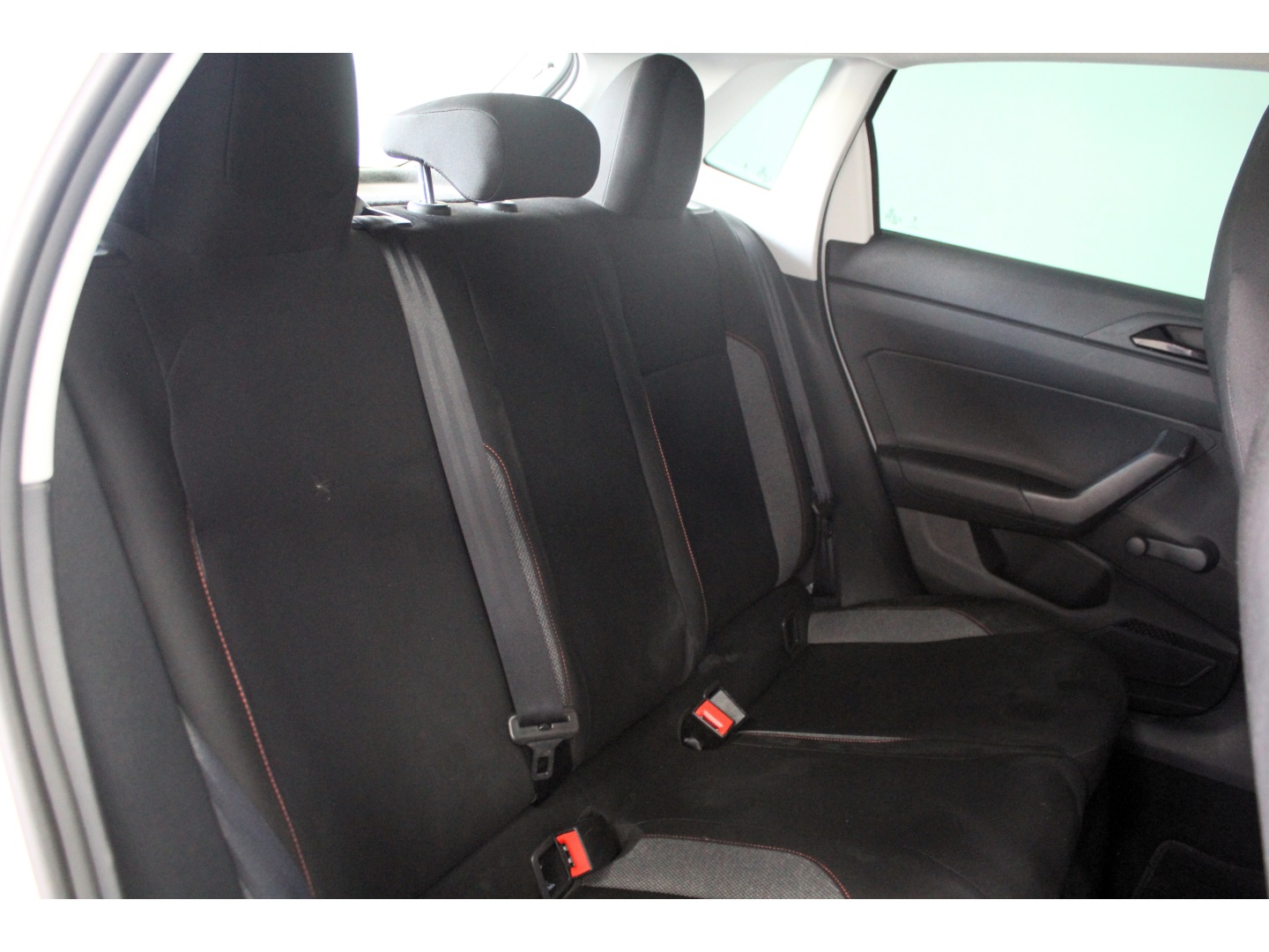 Volkswagen Polo 1.0 MPI Manual - foto 11