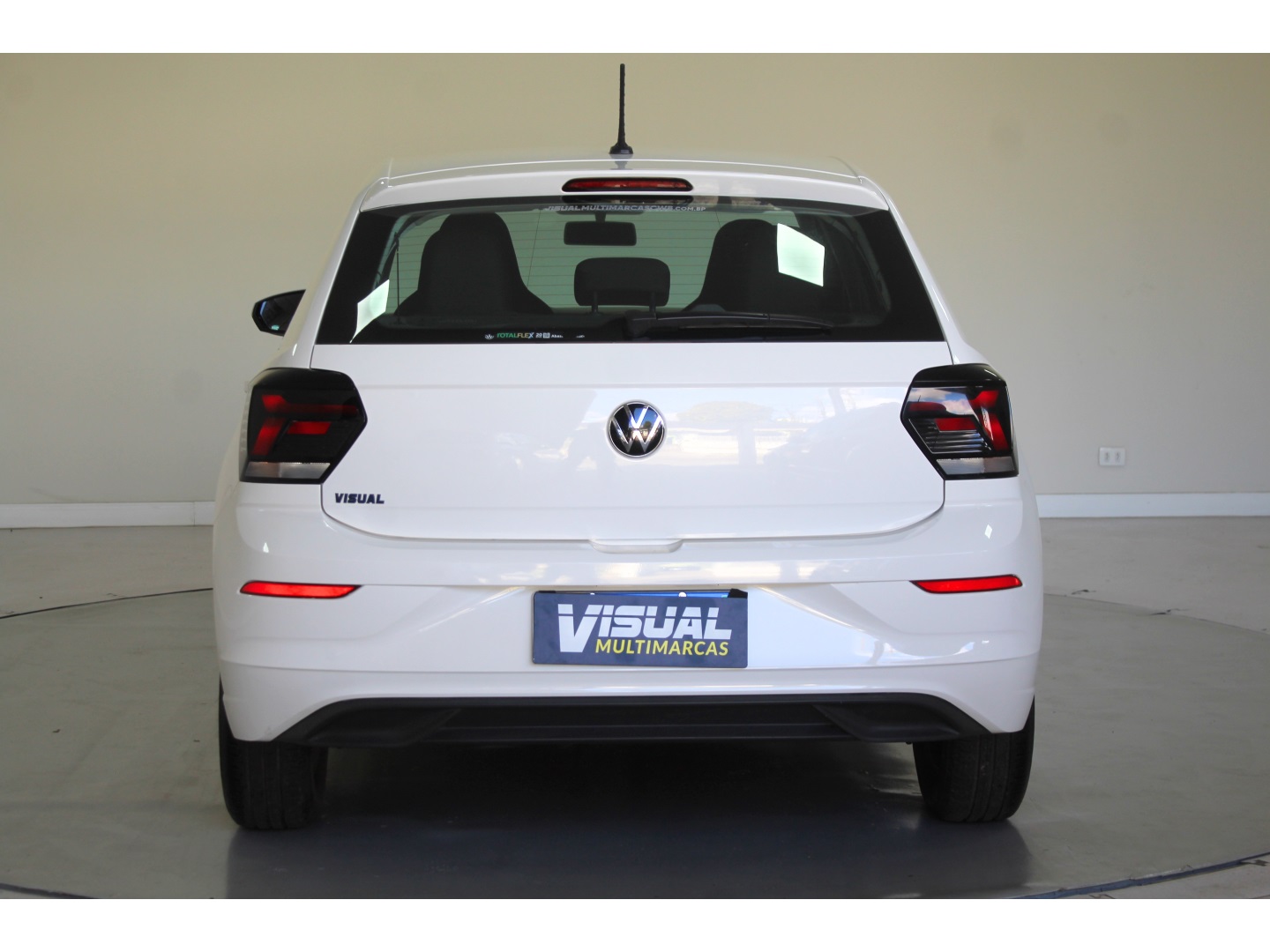 Volkswagen Polo 1.0 MPI Manual - foto 6