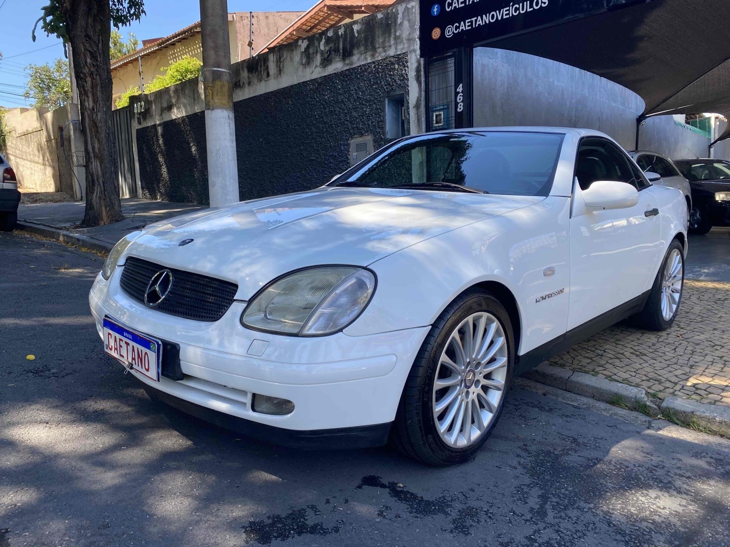 MERCEDES-BENZ SLK 230