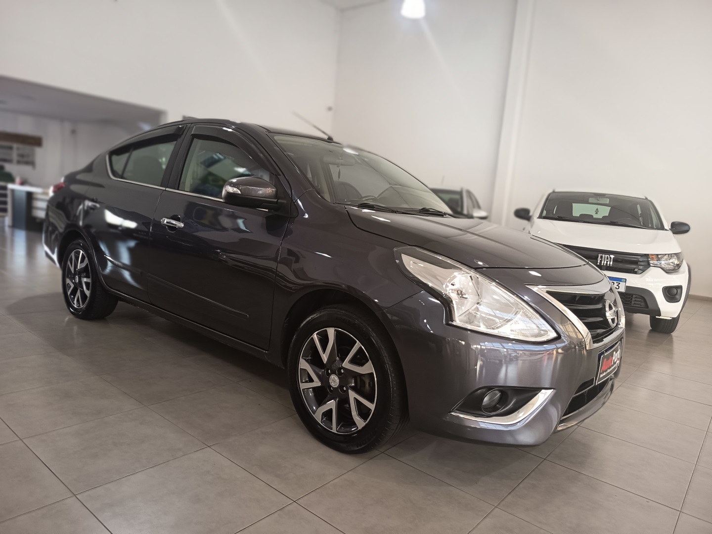 NISSAN VERSA
