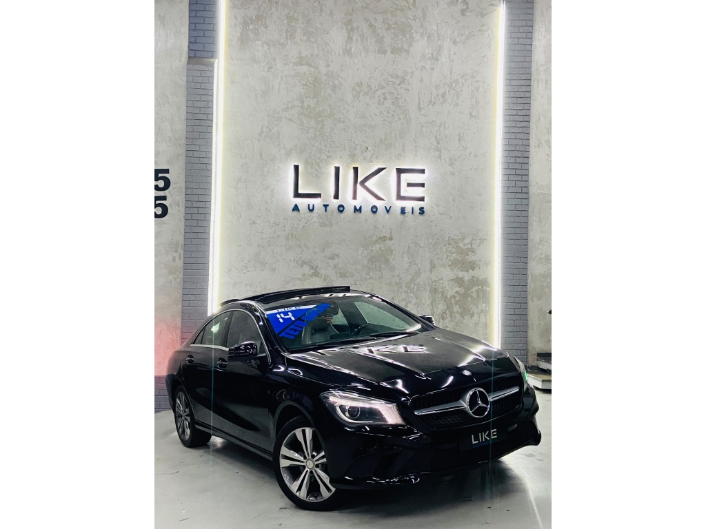 MERCEDES-BENZ CLA 200
