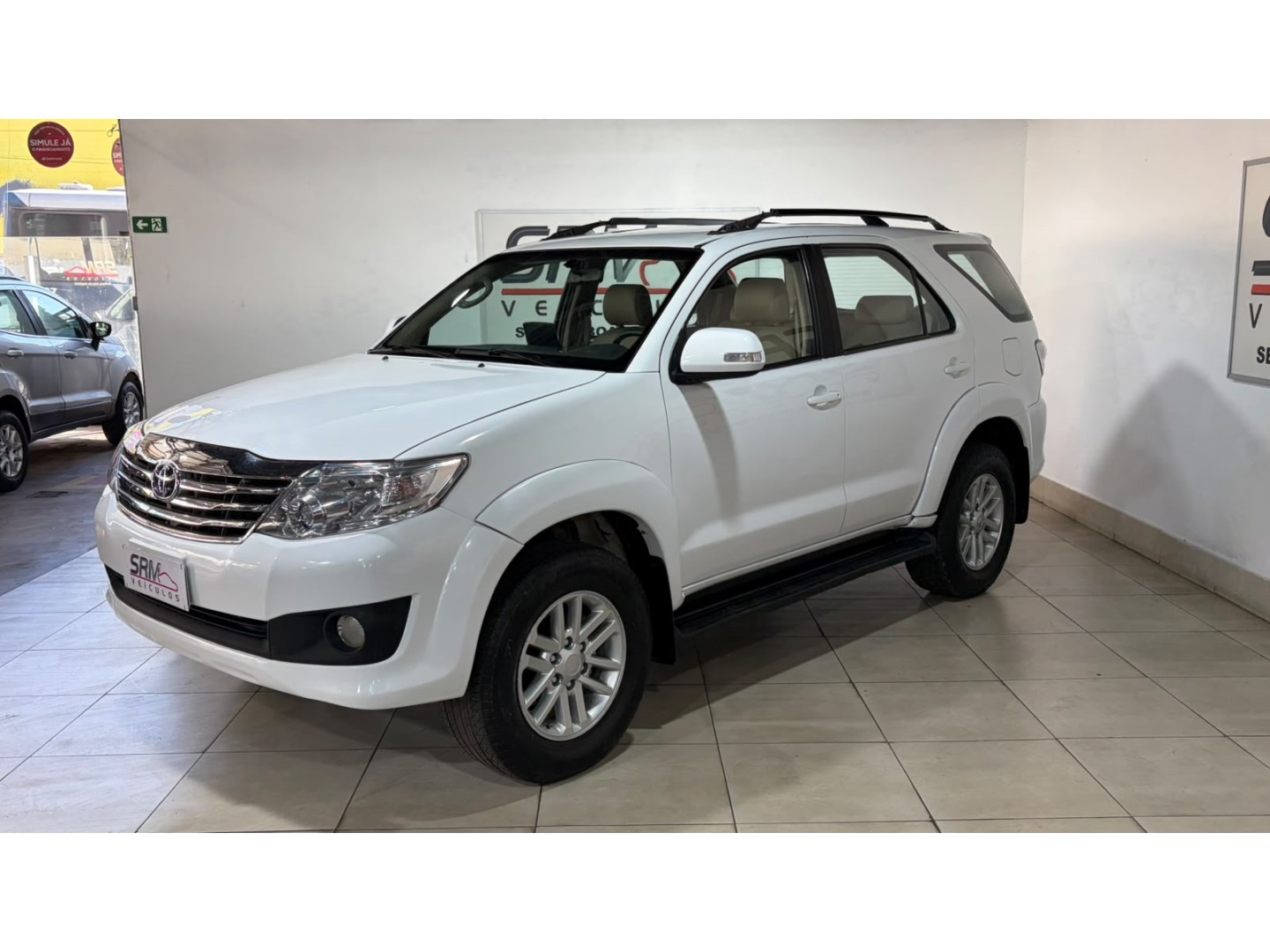 TOYOTA HILUX SW4