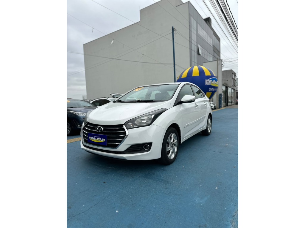 HYUNDAI HB20S