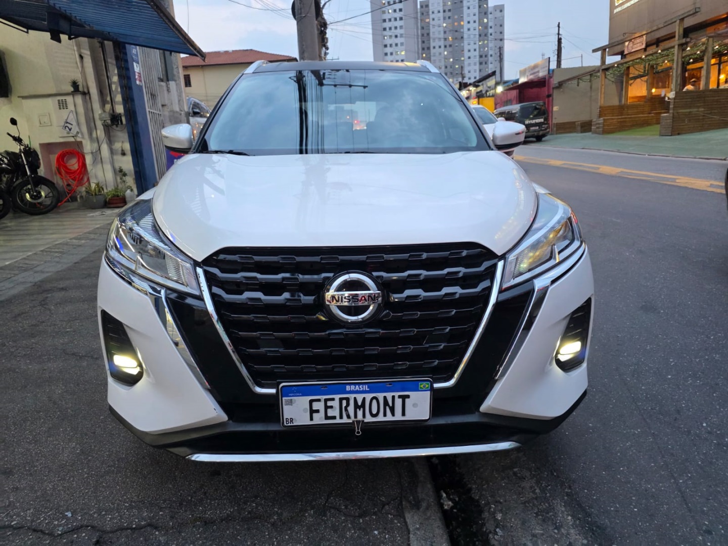 NISSAN KICKS