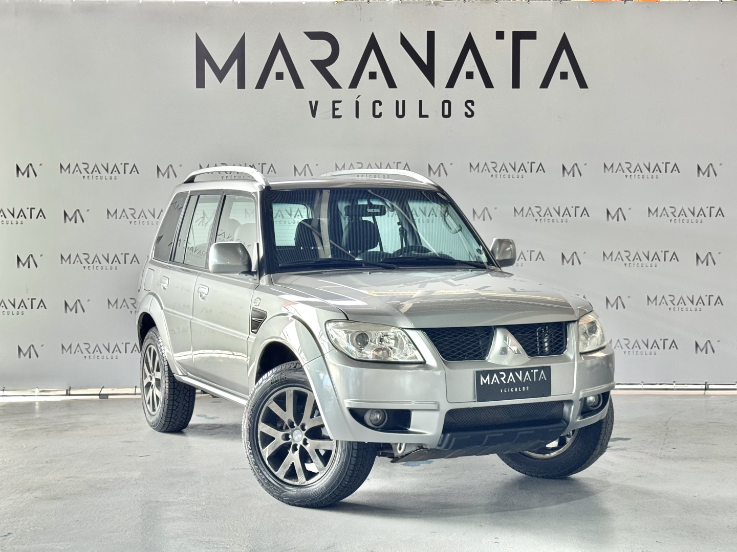 MITSUBISHI PAJERO TR4 2.0 4X2 16V 140CV FLEX 4P MANUAL