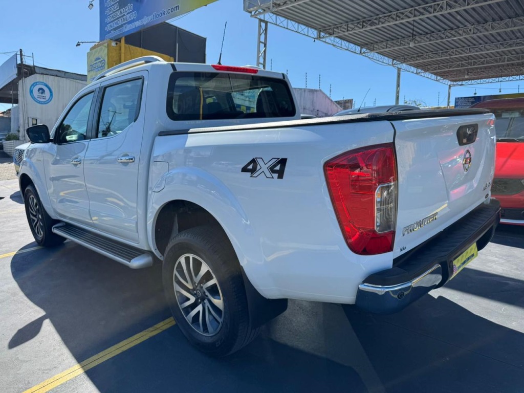 NISSAN FRONTIER