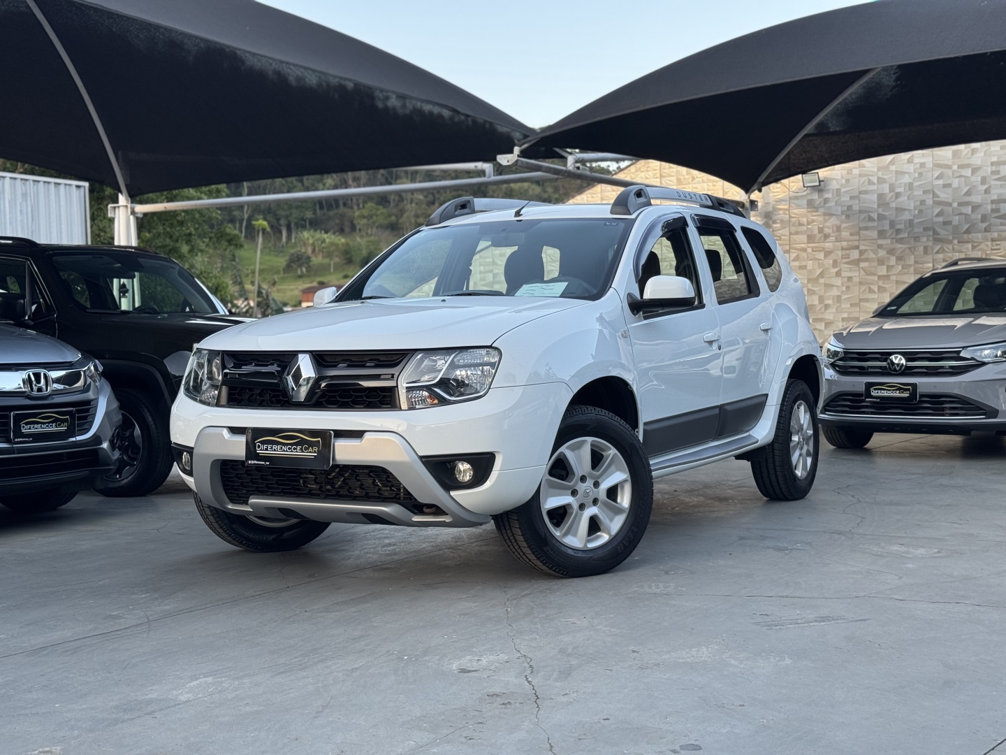 RENAULT DUSTER