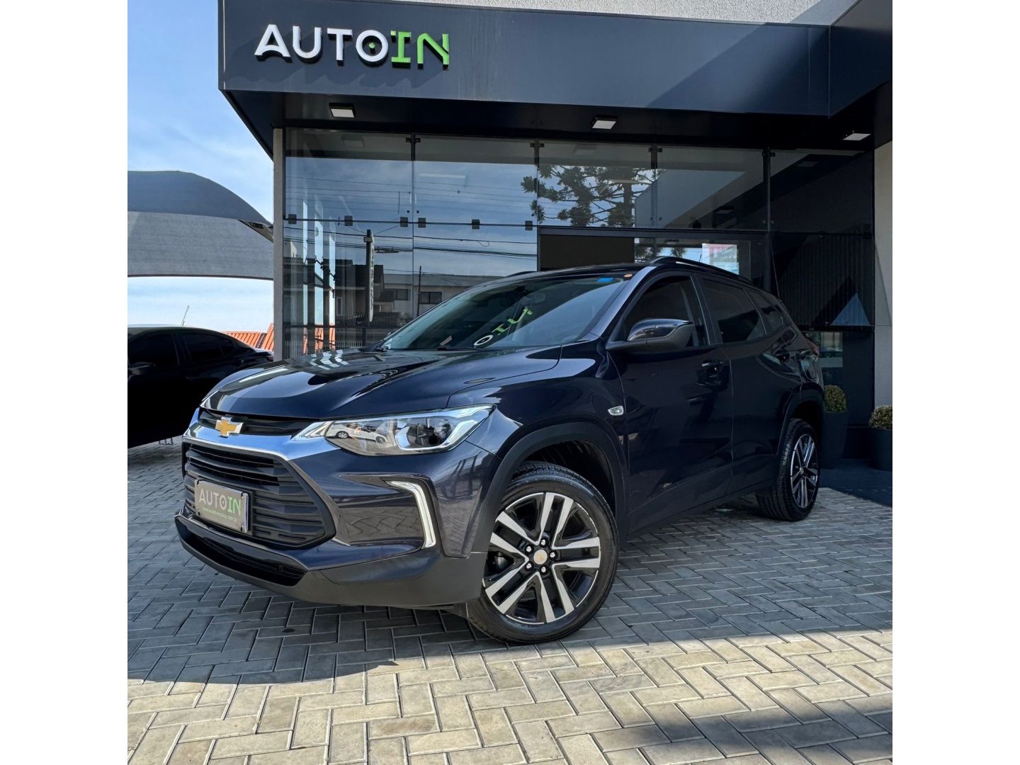 CHEVROLET TRACKER