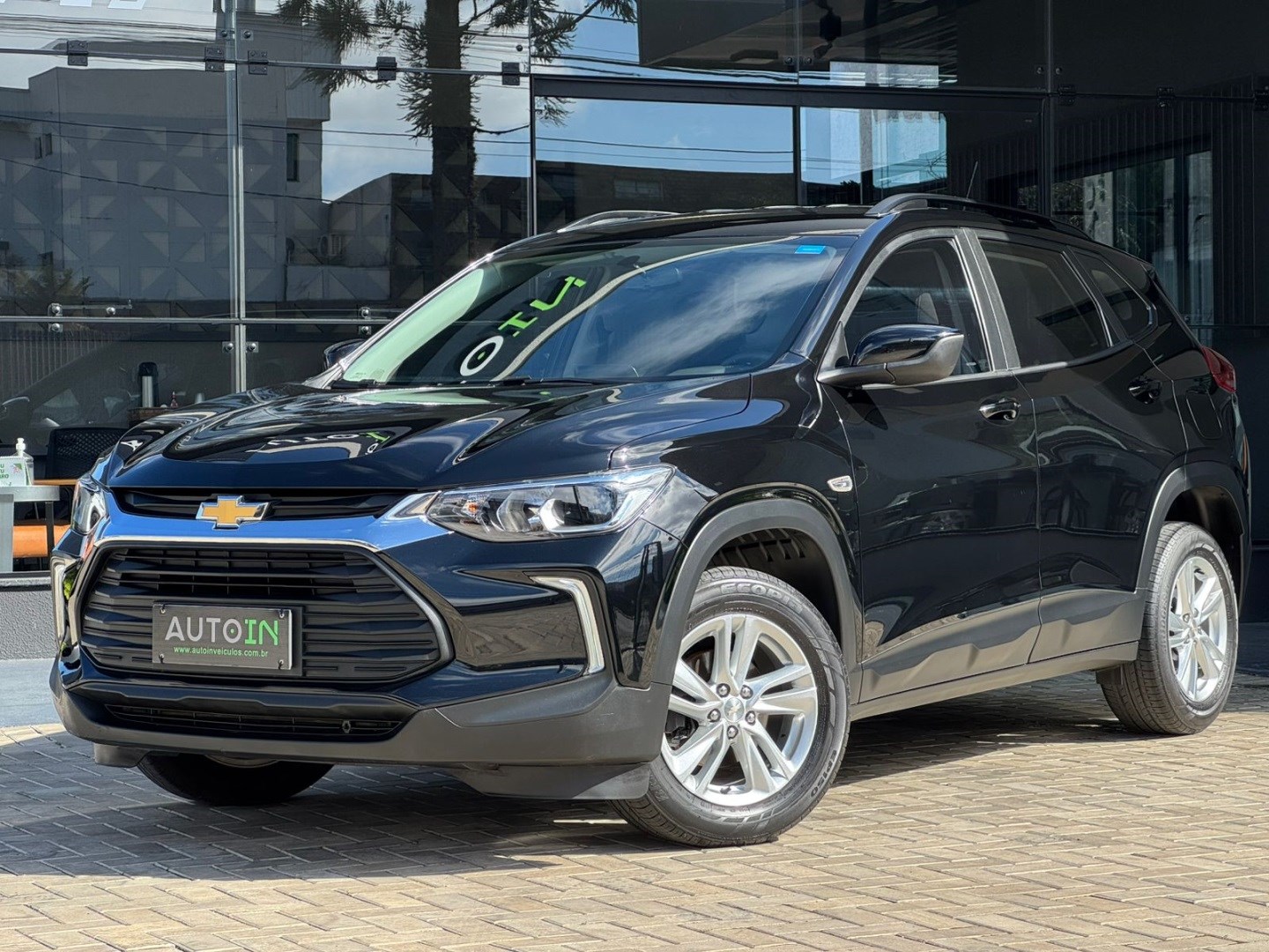 CHEVROLET TRACKER