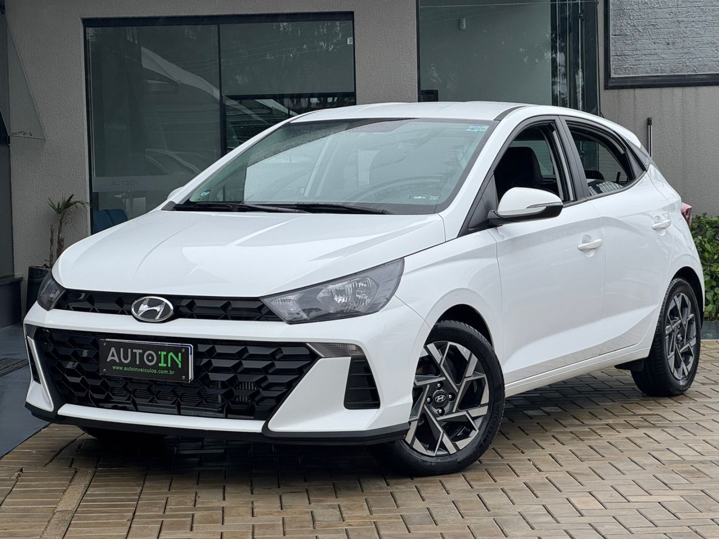 HYUNDAI HB20
