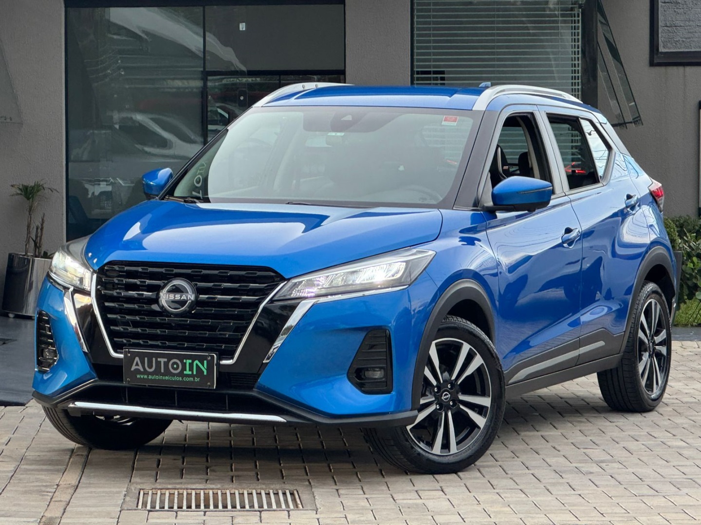 NISSAN KICKS