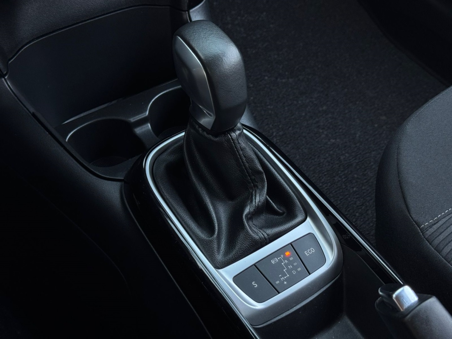 Citroën C4 Cactus 1.6 16V Flex 4P Feel Pack Automático - foto 9