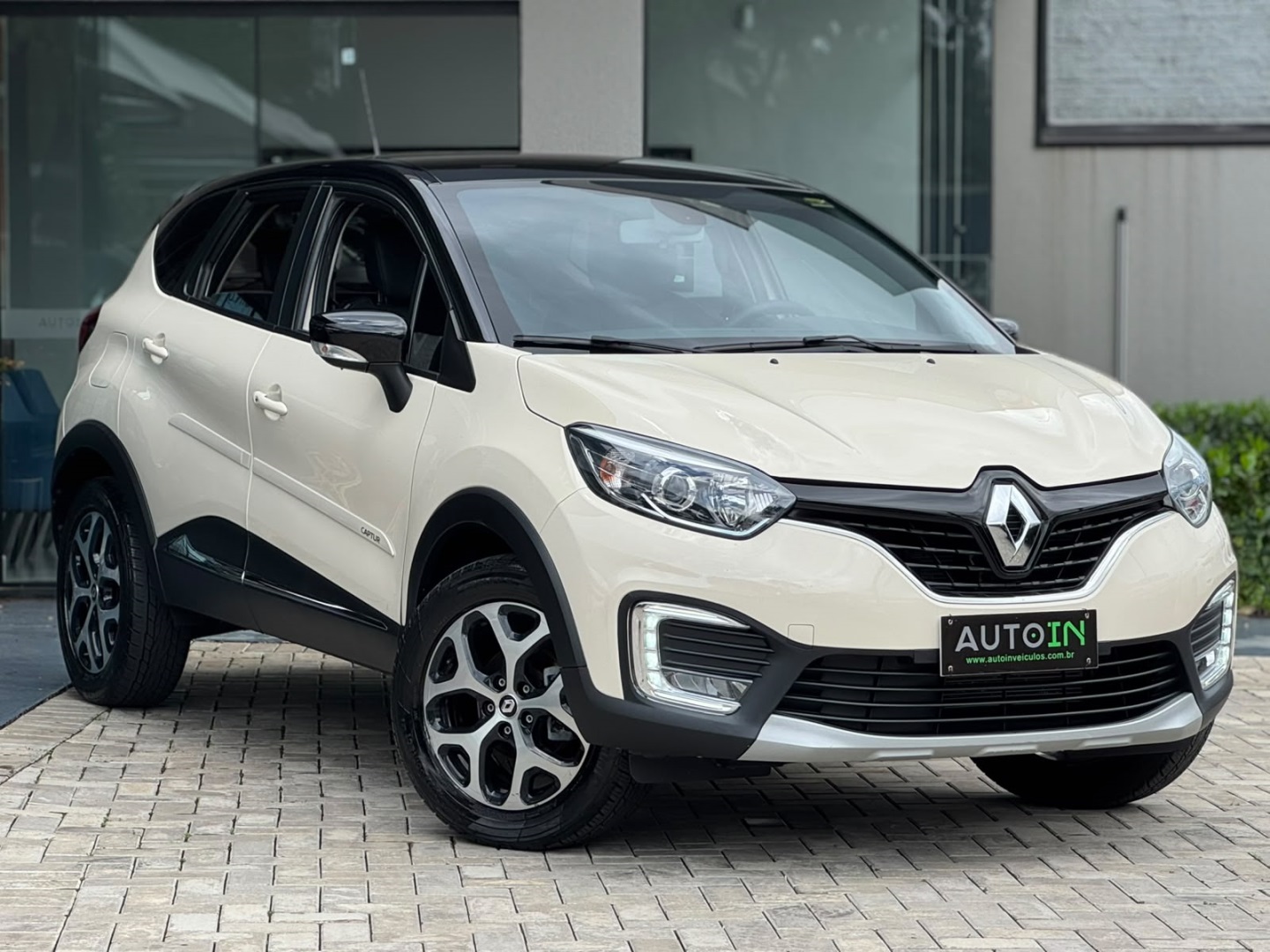 Renault Captur 1.6 16V Sce Flex Intense X Tronic - foto 3