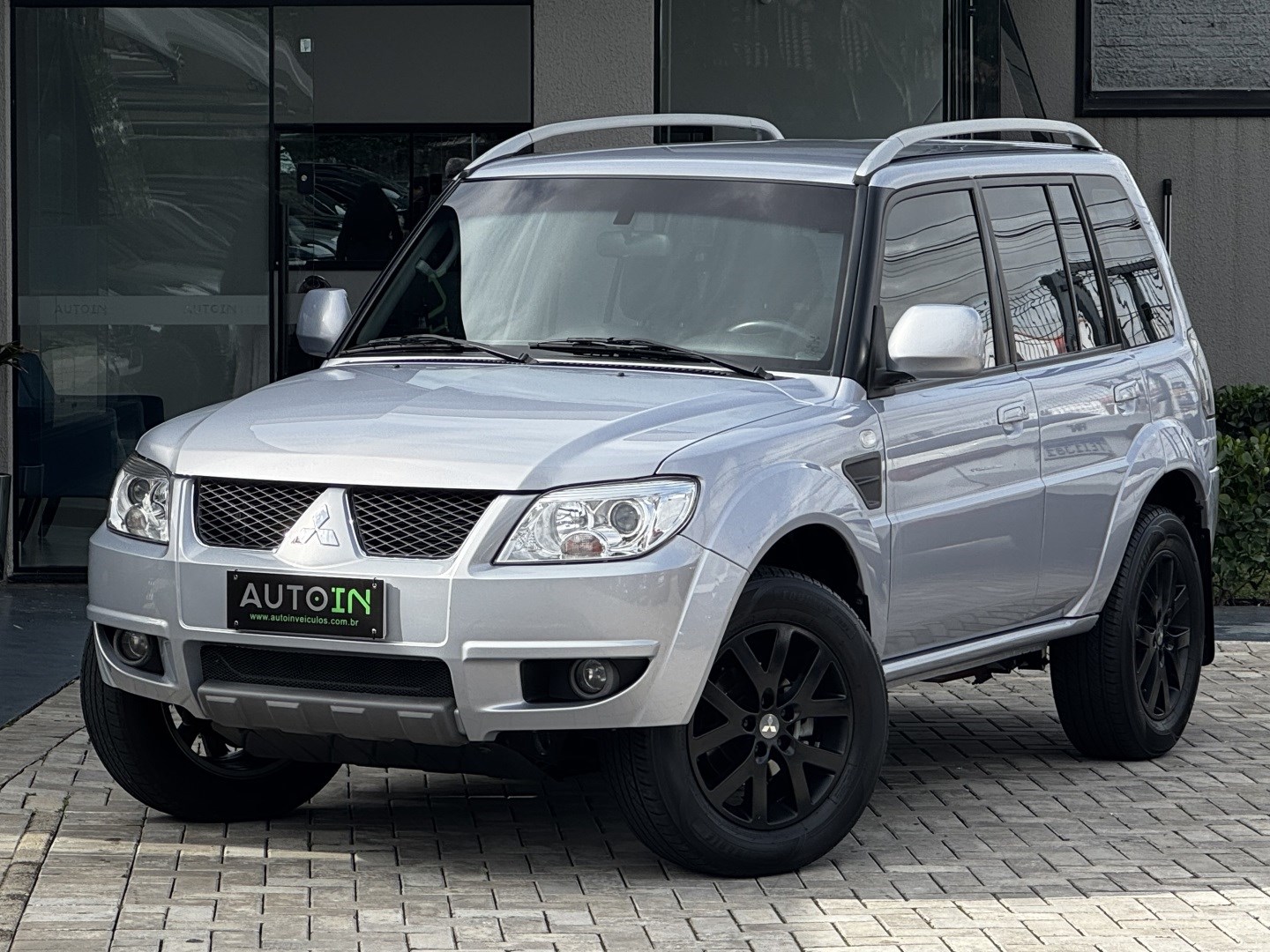 MITSUBISHI PAJERO TR4