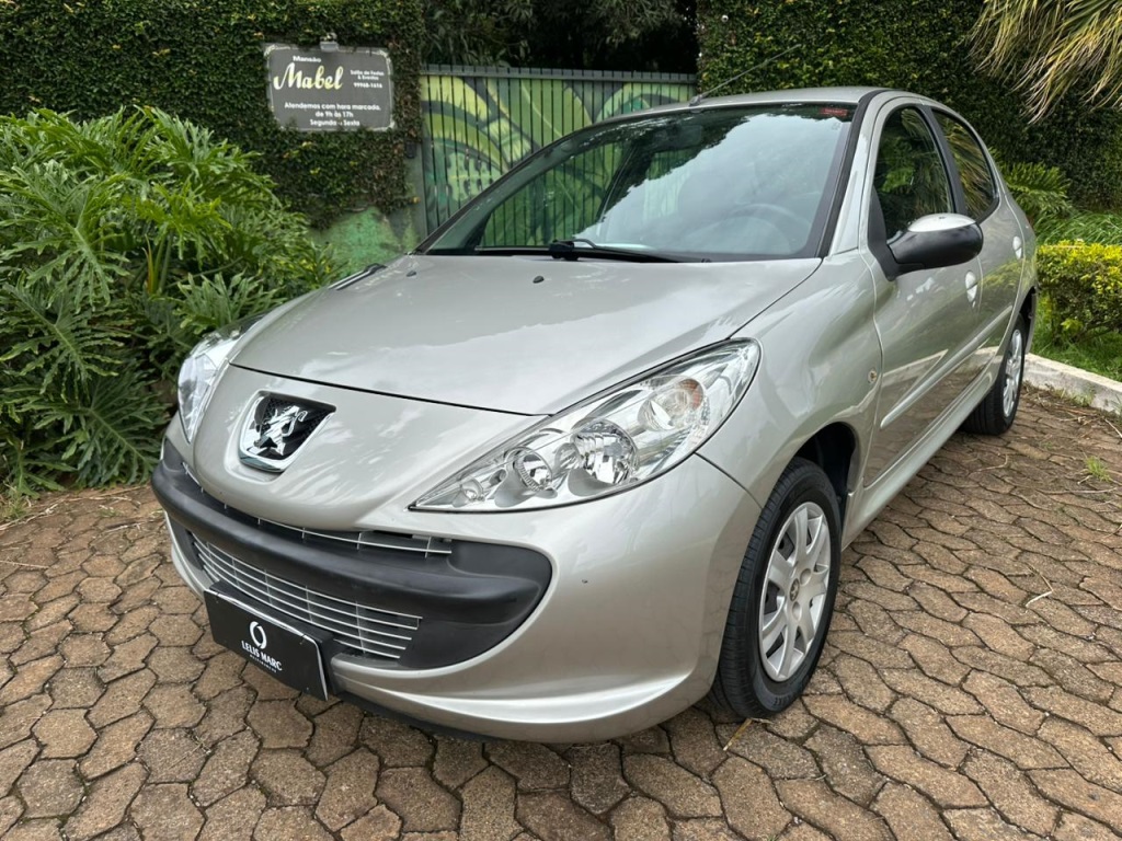 PEUGEOT 207