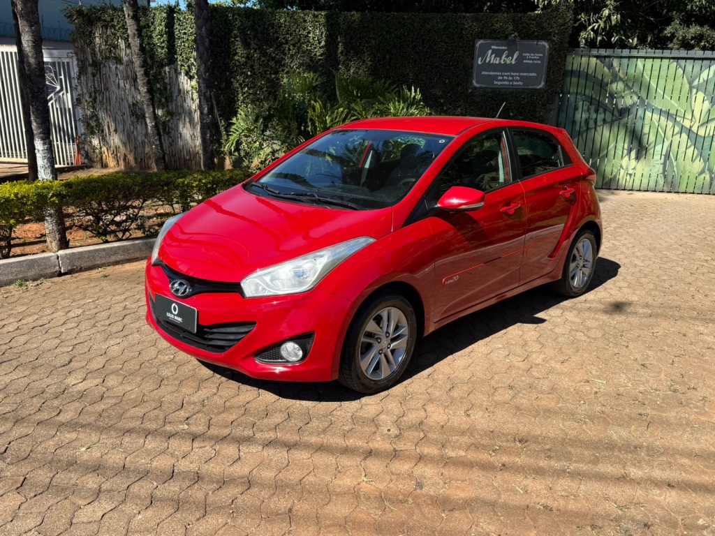 HYUNDAI HB20