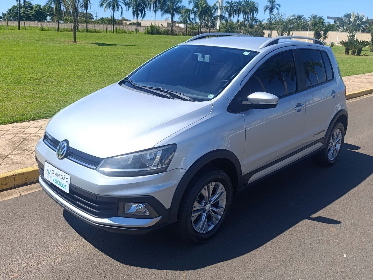VOLKSWAGEN CROSSFOX