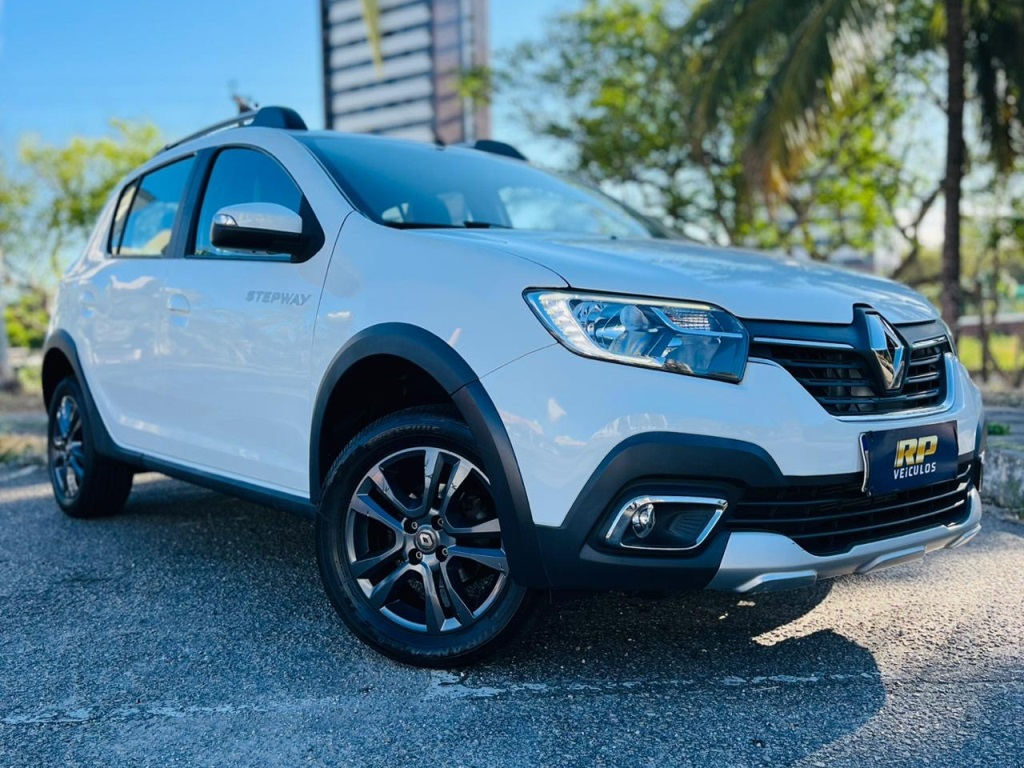 RENAULT SANDERO 1.6 16V SCE FLEX STEPWAY INTENSE X-TRONIC