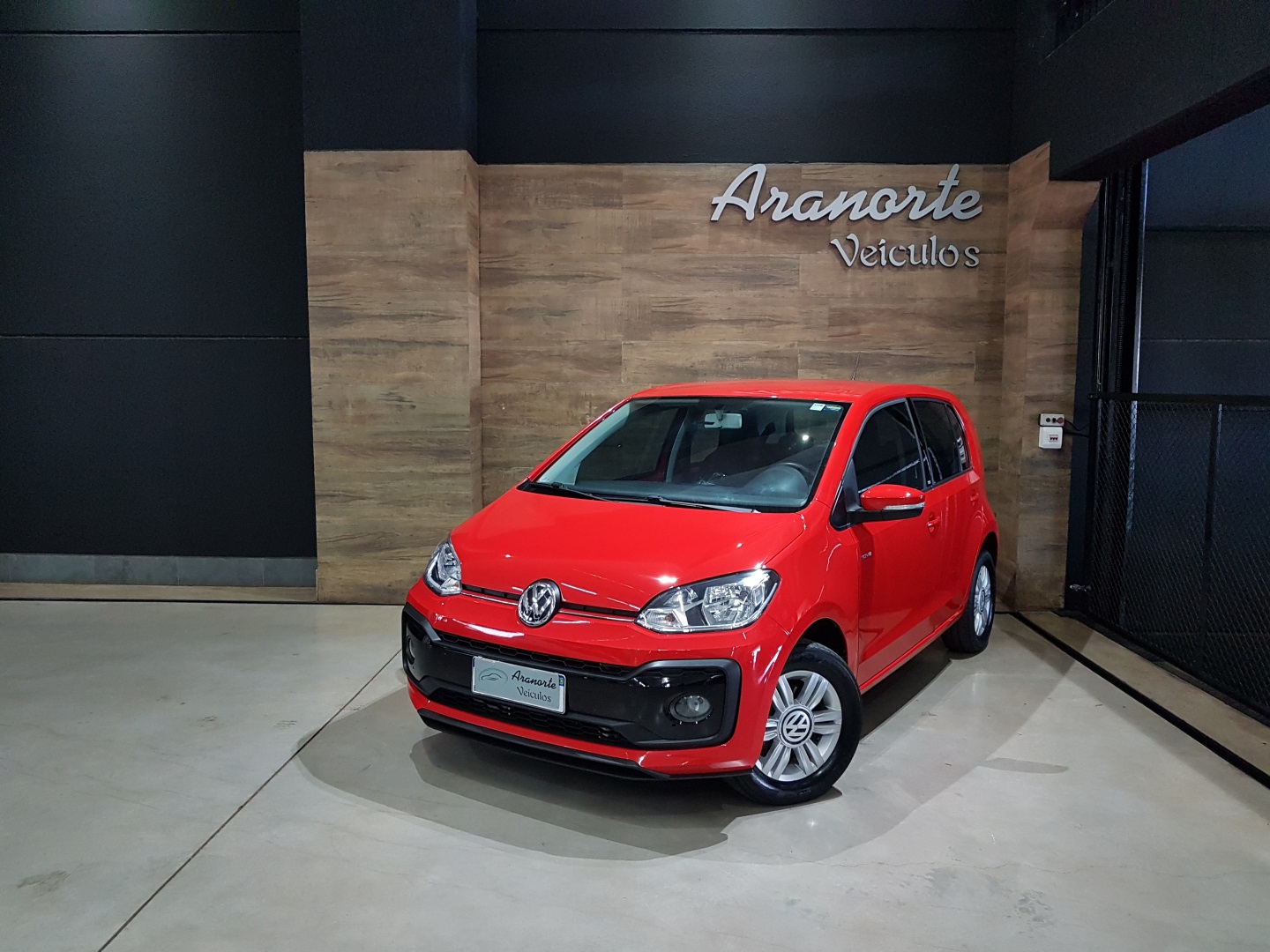 VOLKSWAGEN UP