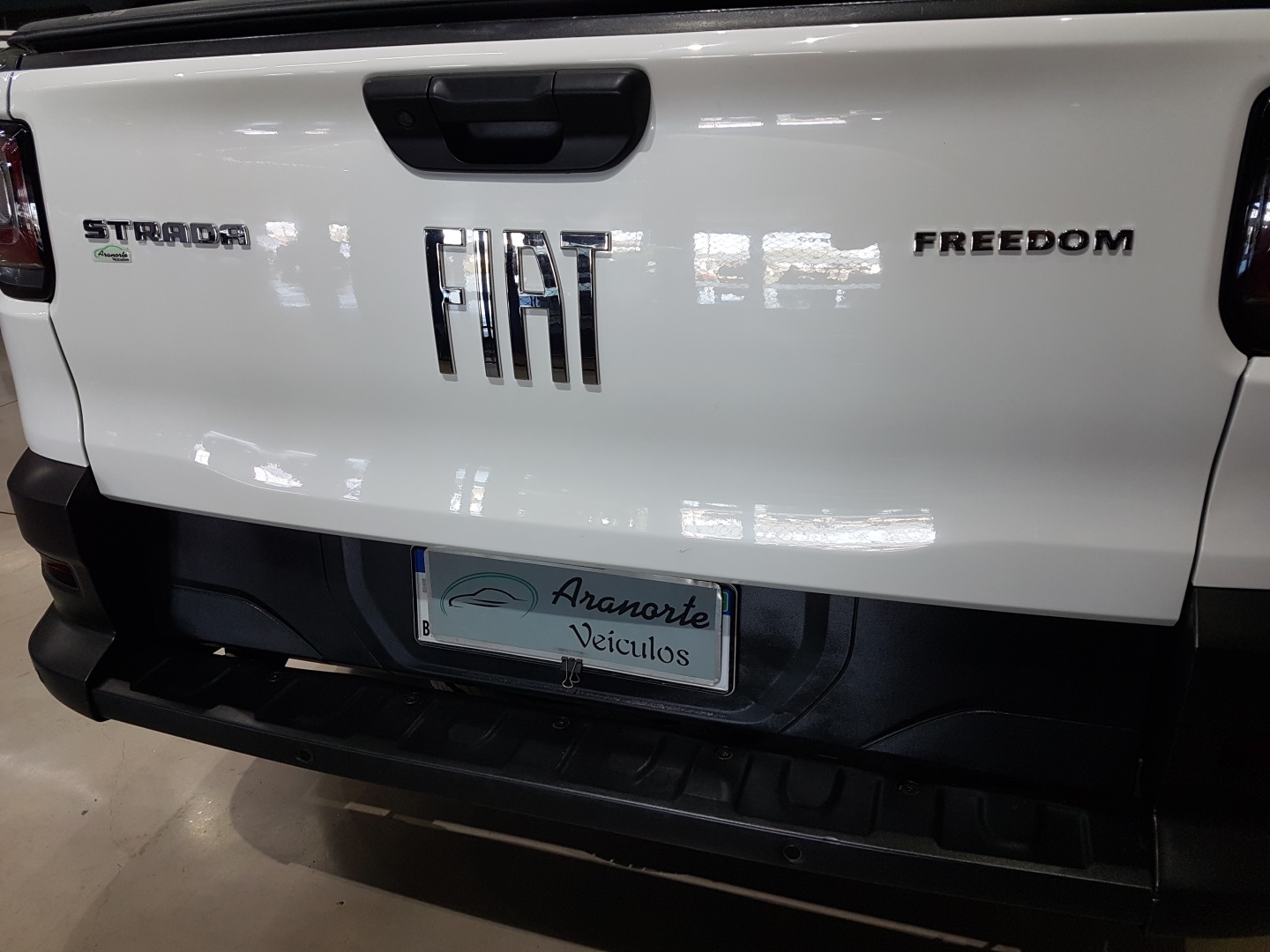 Fiat Strada 1.3 Firefly Flex Freedom Cs Manual - foto 17
