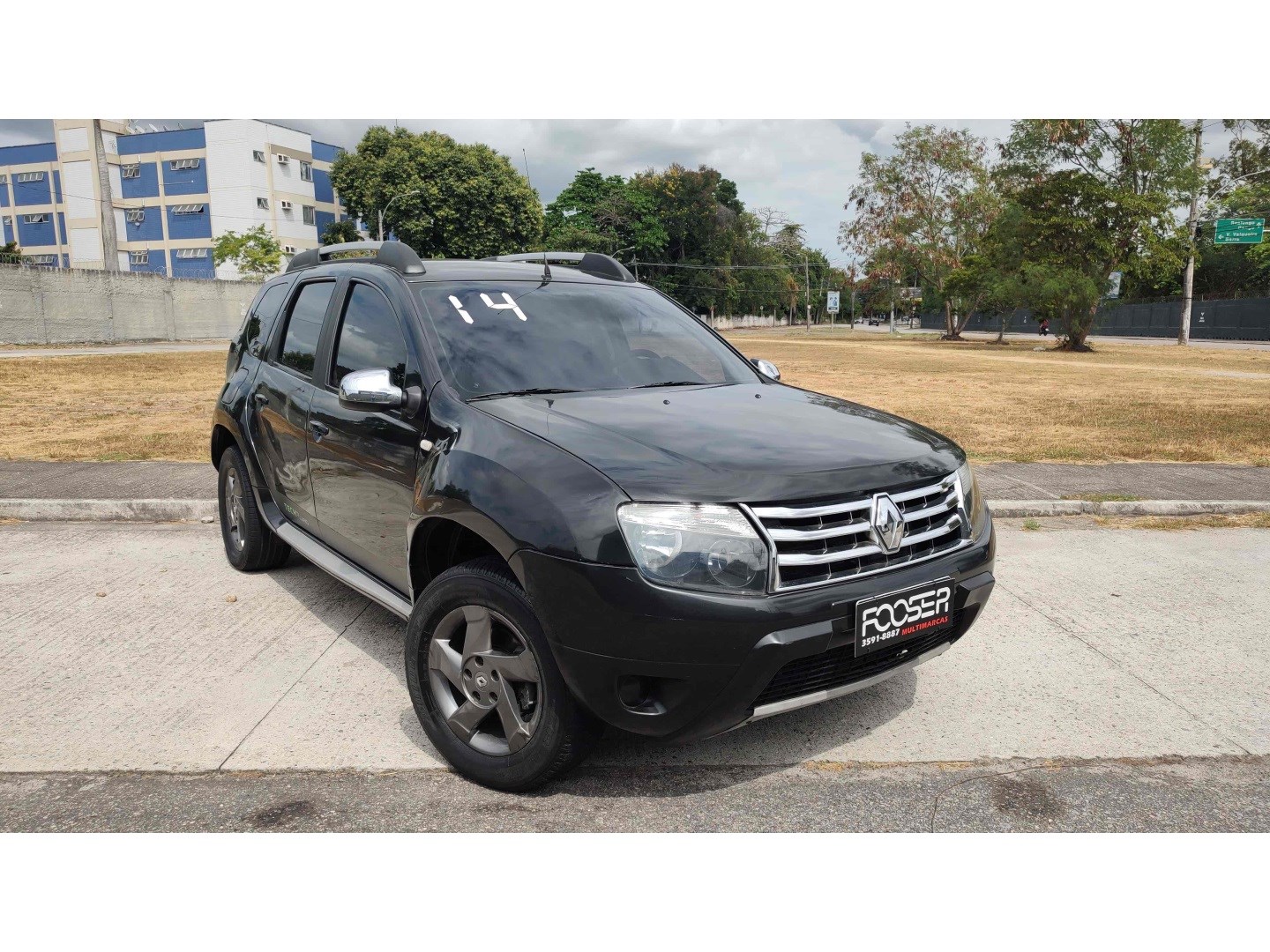 RENAULT DUSTER
