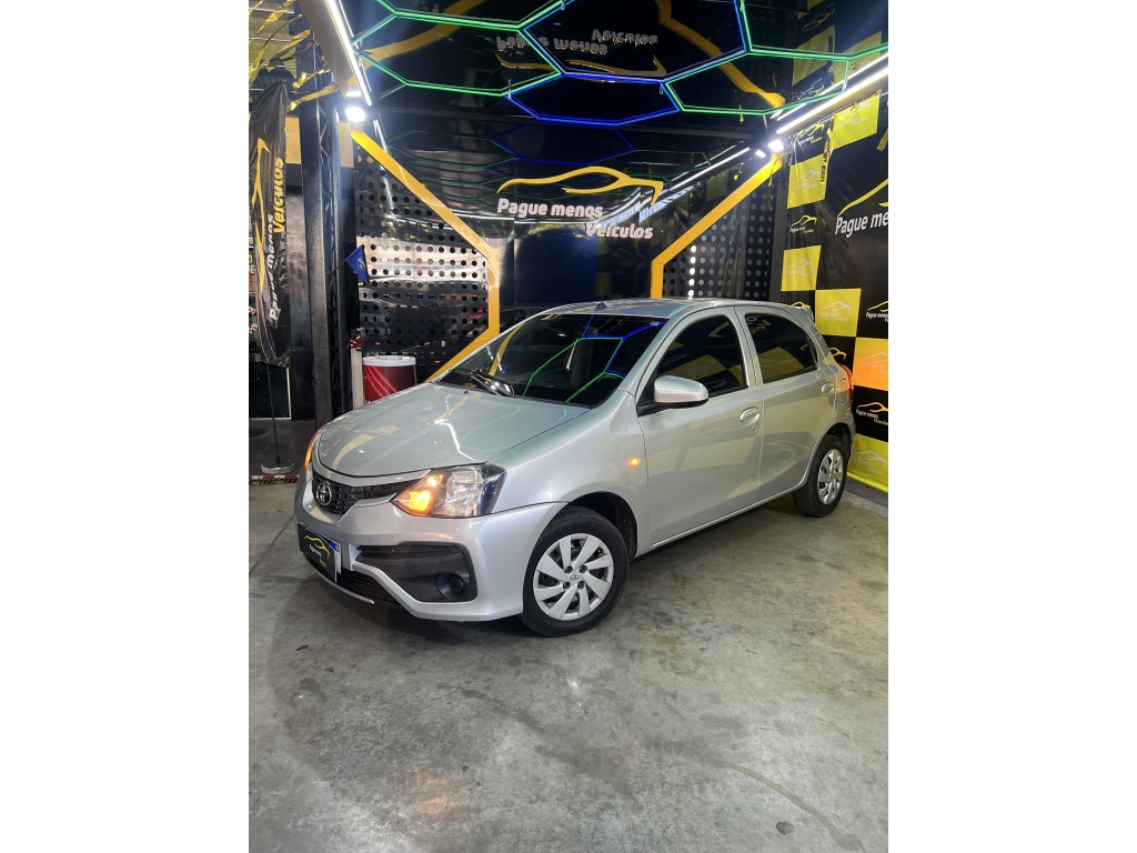 TOYOTA ETIOS