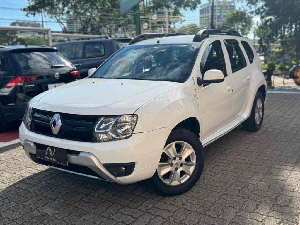 RENAULT DUSTER