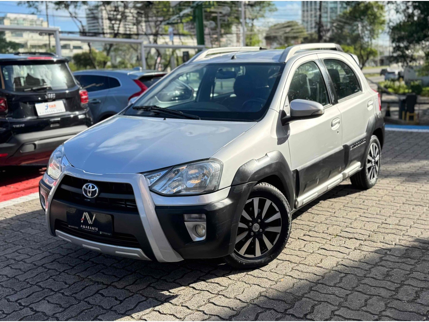 TOYOTA ETIOS CROSS