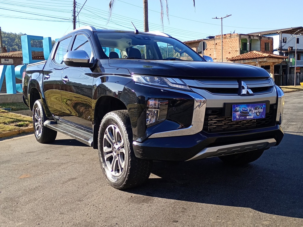 MITSUBISHI L200 TRITON