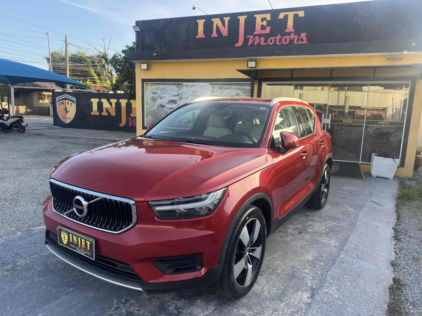 VOLVO XC 40