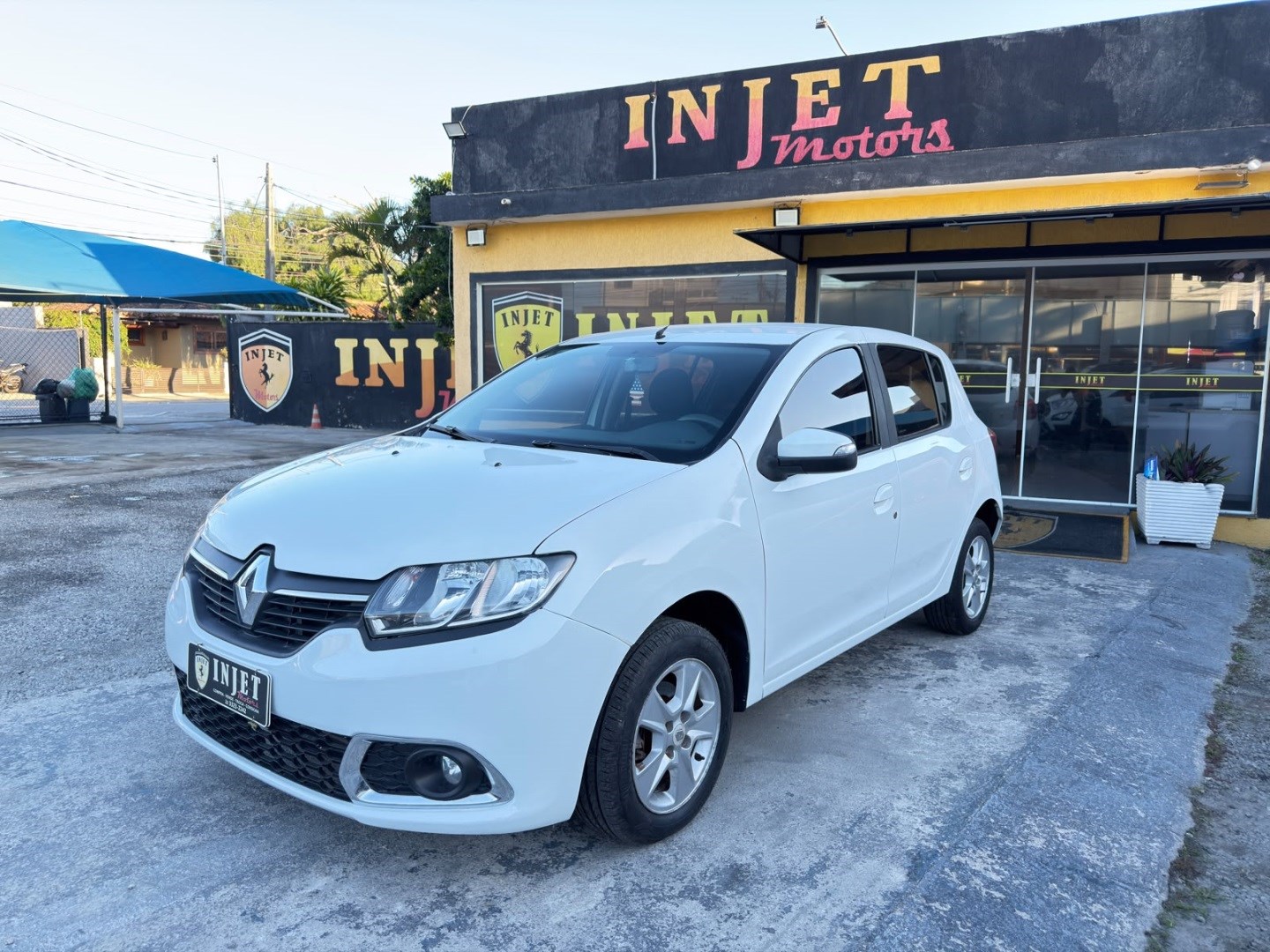 RENAULT SANDERO