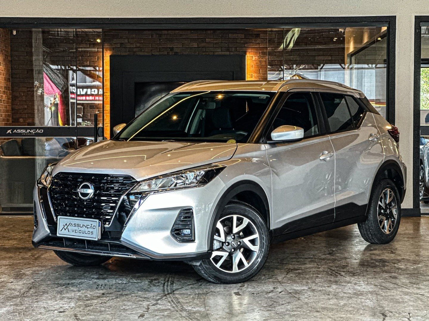 NISSAN KICKS