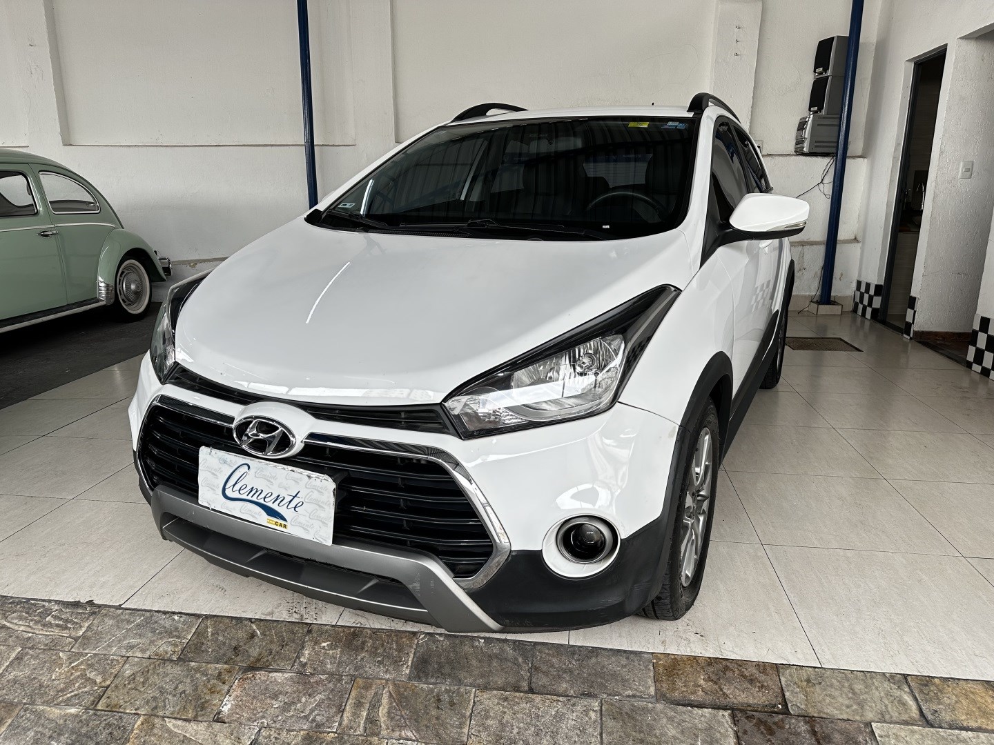 HYUNDAI HB20X