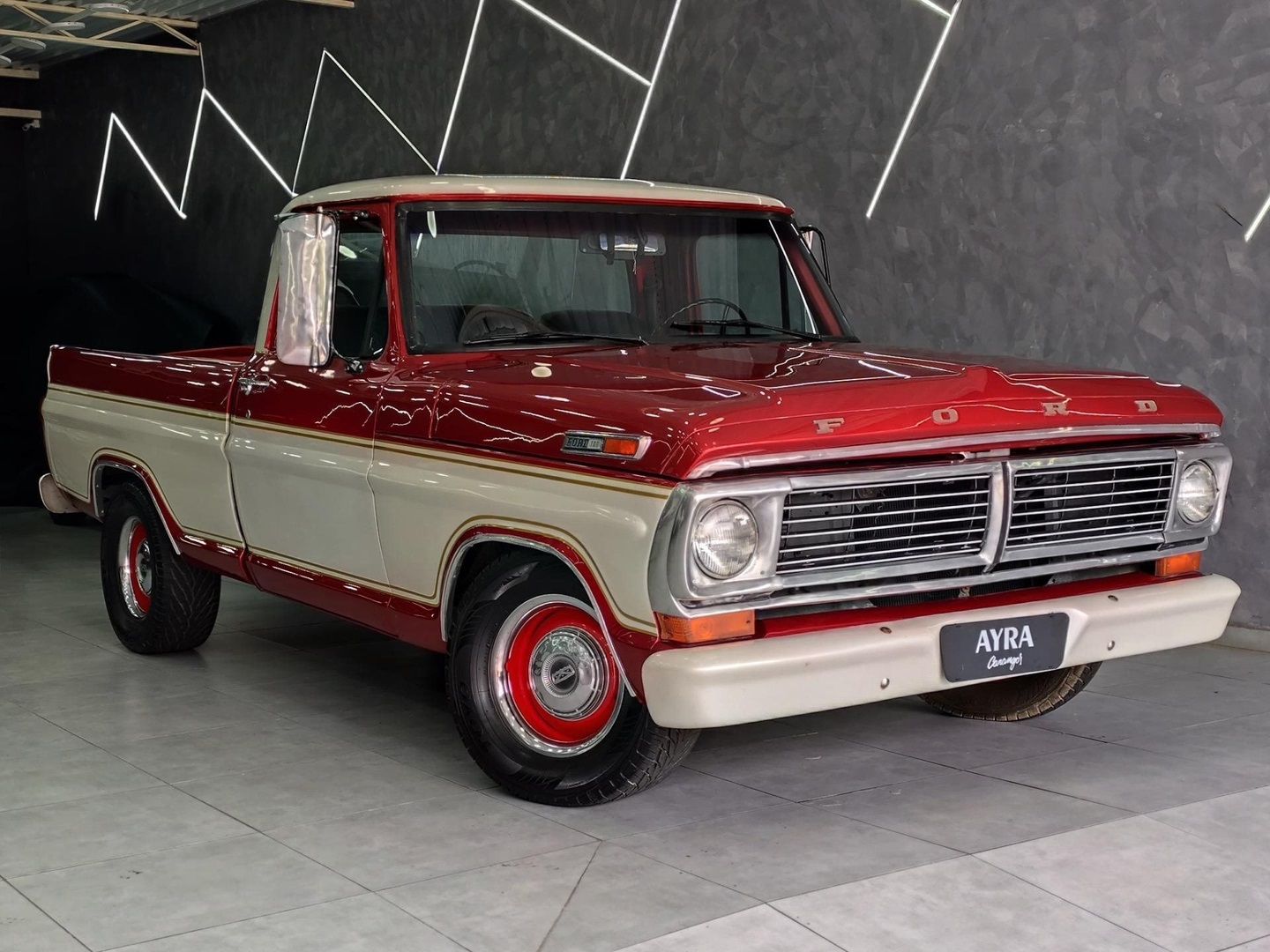 FORD F-100
