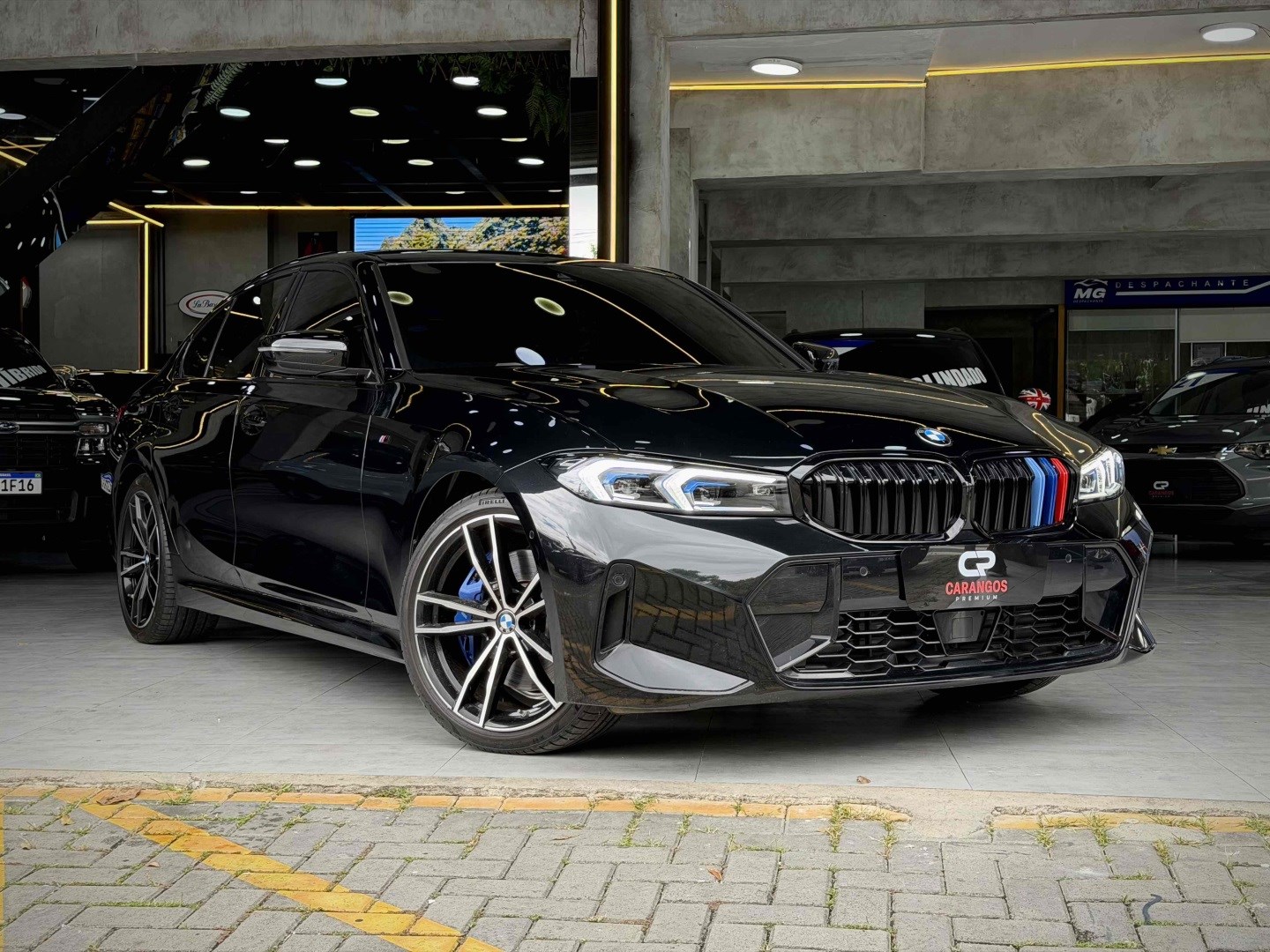 BMW 320i