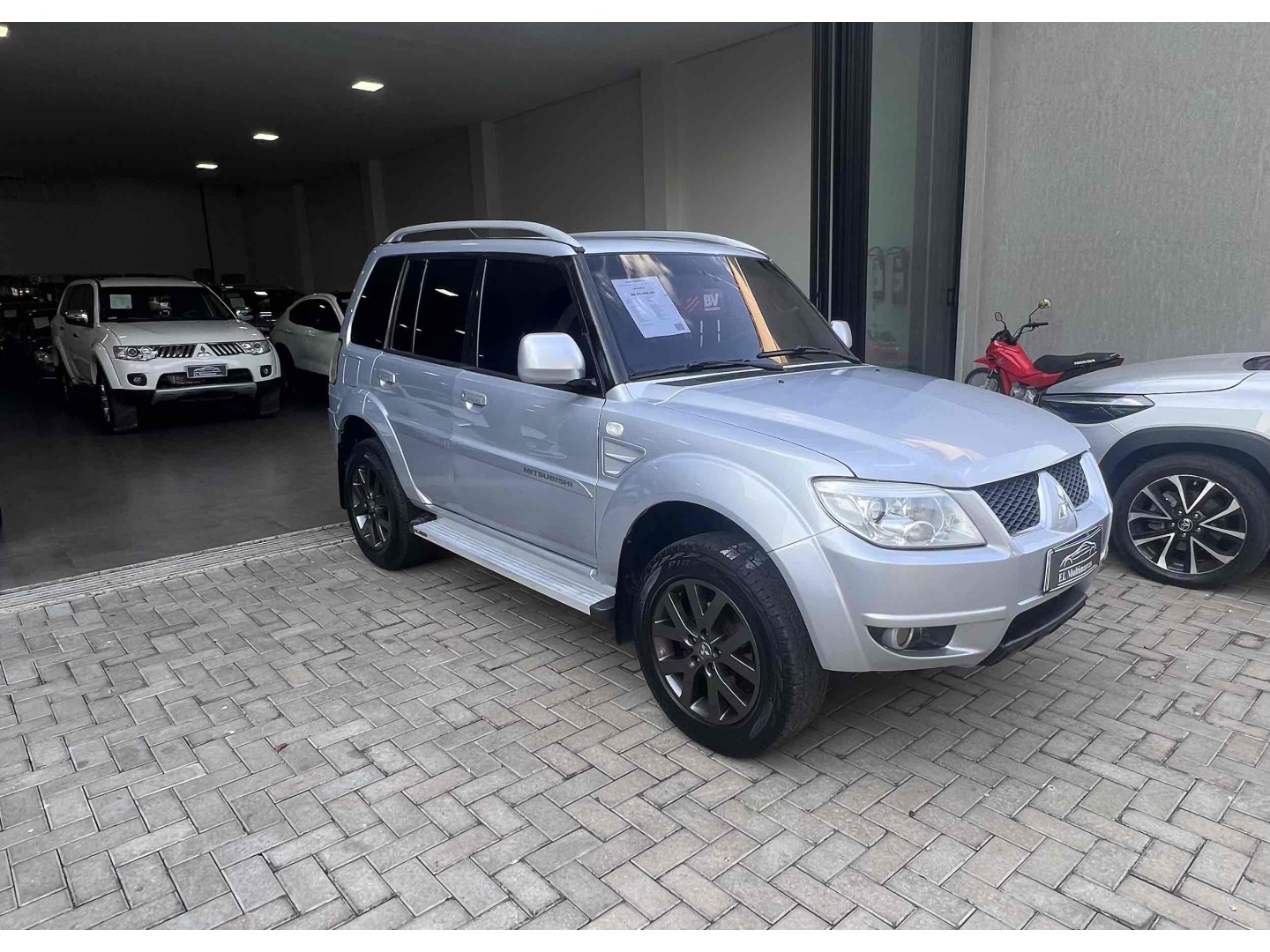 MITSUBISHI PAJERO TR4