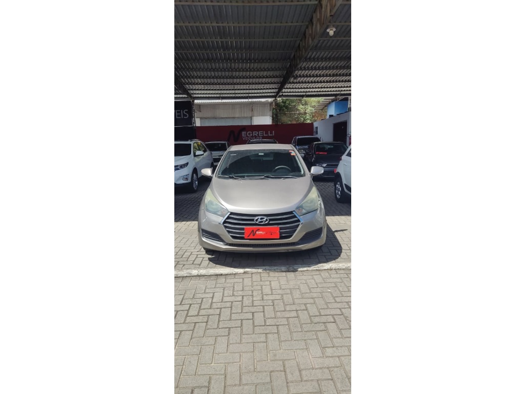 HYUNDAI HB20