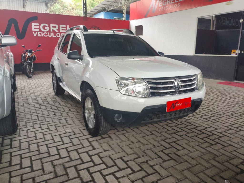 RENAULT DUSTER