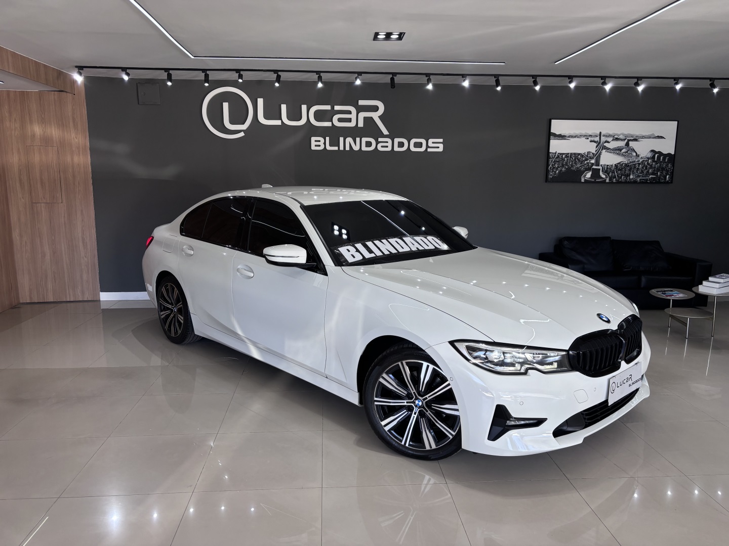 BMW 320i