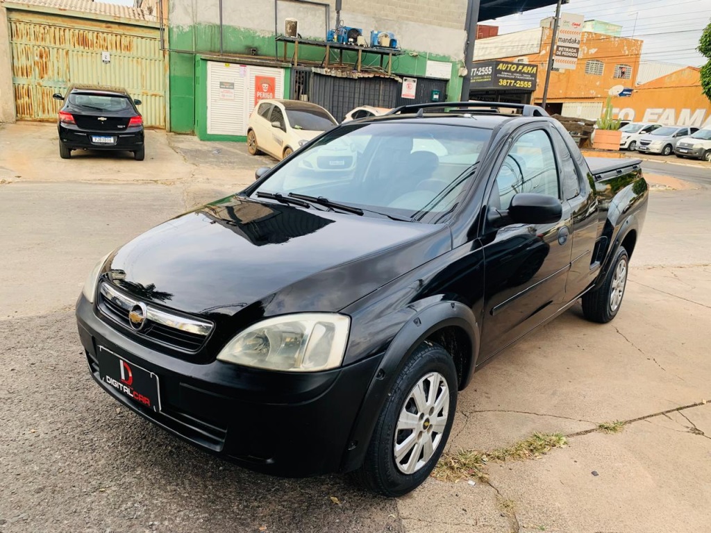 CHEVROLET MONTANA